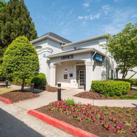 Motel 6 Duluth, Ga - Atlanta - Gwinnett Place، فندق في دولوث