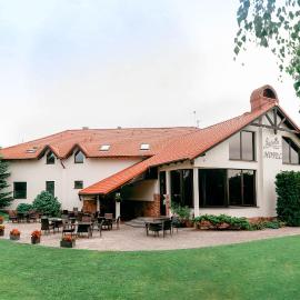 Hotel Jaśmin, hotel en Owińska