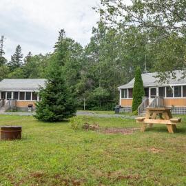 Tracadie Cottages, hotel in York