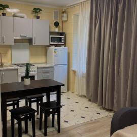 Затишні апартаменти подобово,центр, hotel i Ternopil