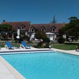 Camping Au Clos de Beaulieu, hotel a Bossée