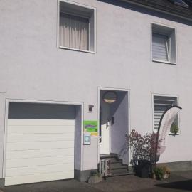 Ferienwohnungen Am Bruttiger Moselsteig, hotel in Bruttig-Fankel