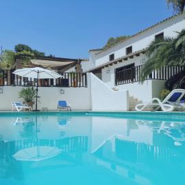 Molino de Saladilla, hotel in Coín