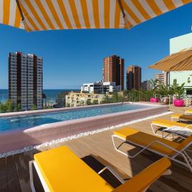 The Agir Springs Hotel by Medplaya: Benidorm şehrinde bir otel