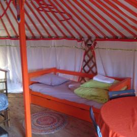Yourte Mongole, hotel v mestu Saint-Léger-sur-Dheune