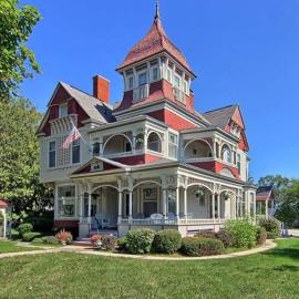 Grand Victorian B&B Inn, hotell sihtkohas Bellaire