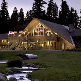 Mammoth Mountain Inn、マンモス・レイクスのホテル