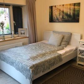 Süßes Apartmenthäuschen in Burg