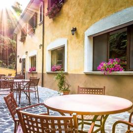 Vecchio Mulino، فندق في Castel del Giudice