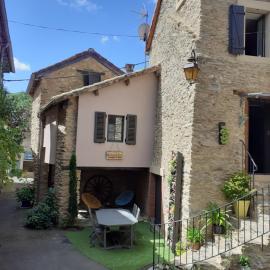 Chambres d'Hôtes Auberg'inn, Hotel in Ambialet