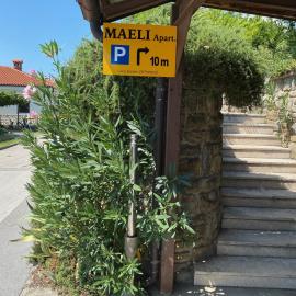 Maeli Apartment, hotelli kohteessa Lucija