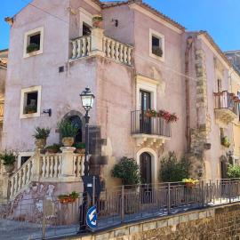 B&B Santapau Charme Living, hotel a Licodia Eubea
