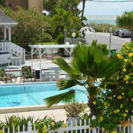 Twins Inn & Apartments, hotel in St. Pete Beach