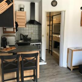 Studio chaleureux à la Foux D’Allos, hotel em Allos