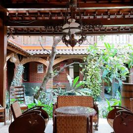 Omah Wetan Homestay