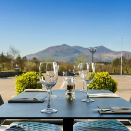 Killarney Oaks Hotel、キラーニーのホテル