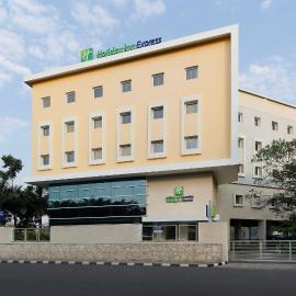 Holiday Inn Express Pune Pimpri by IHG, hotel v mestu Pune