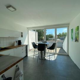 Wohnung mit 2 Einzelzimmer gemeinsamer Küchen/Bad/Balkon-Nutzung, hotel u gradu 'Espelkamp'