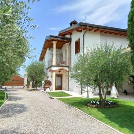 Le Zampolle B & B, hotel u gradu Kola di Lacize