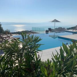 Villa Salina Luxury Pool Villa, хотел в Kechria