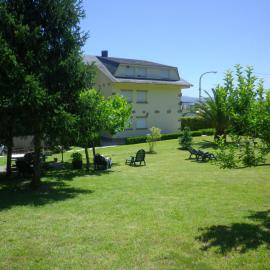 Apartamentos en Playa Canelas, hotel v destinaci Portonovo