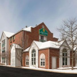 La Quinta by Wyndham Cleveland Macedonia, hotel u gradu Macedonia