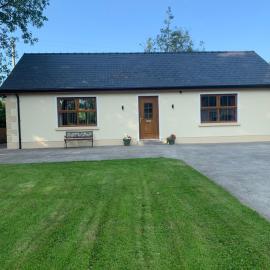 Burnmon Cottage, hotel a Belcoo