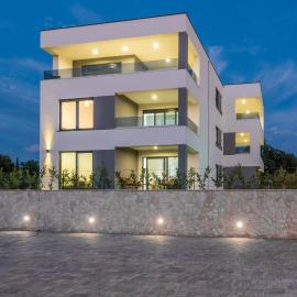 VILA STEMARK, hotel in Njivice