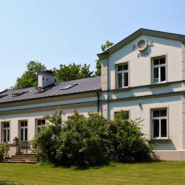 Dwór w Kowalewicach, hotel in Kowalewice