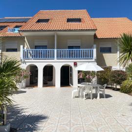 Les Vagues Logis Hôtel, Hotel in Biscarrosse-Plage