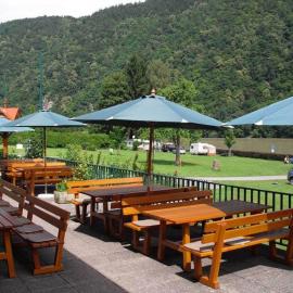 Gasthof Zum heiligen Nikolaus, hotel a Haibach ob der Donau