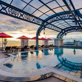 AVS Hotel Phu Quoc - Beachfront, готель у місті Фукуок