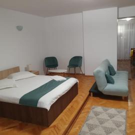 STUDIO APARTMENTS, hotel em Alba Iulia