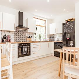 A'nB Oxford LUX 2-Bedroom plus private parking 5-STAR Central OX1