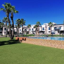 Bright bungalow Oasis Beach La Zenia, hotel in Orihuela Costa