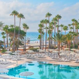 Hipotels Mediterraneo Club, khách sạn ở Sa Coma