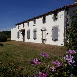 La Longère de Mina, hotell i La Petite-Boissière