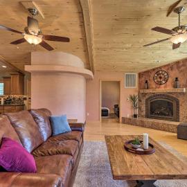 5 Mi to Butte Creek Trail: Prescott Home w/ Deck!