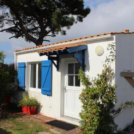 Petit studio CYPRÈS du BOIS, hotel in Noirmoutier-en-l'lle