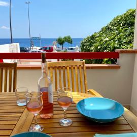 Casa Aletos Roccalumera-Taormina, hotel i Roccalumera