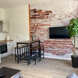 Industry - Appartement mit Balkon，科特布斯的飯店