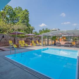 Hotel zur Pfalz，坎德爾的飯店