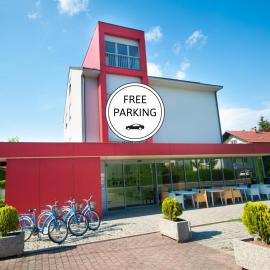 Simbol Hostel & Rooms with Free Private Parking, hotel in Ljubljana