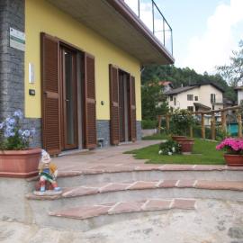 Agriturismo Botton D'Oro, готель у місті Донґо