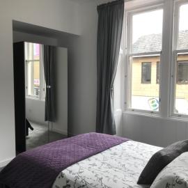 Carvetii - Edward House A - 2 Dbl bed 1st floor flat, hotel a Dunfermline