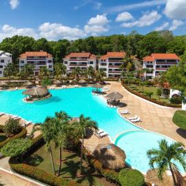 The biggest swimming pool in Sosua, frente a la piscina más grande en sosua، فندق في سوسْوا