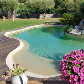 LE CLOS DES VIGNES, hotell i Junas