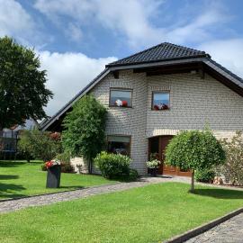 wunderschöne "Ferienwohnung-Simmerath de" Eifel NordEifel Nationalpark، فندق في سيمراث