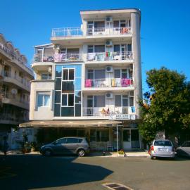Family Hotel White House, hôtel à Pomorie