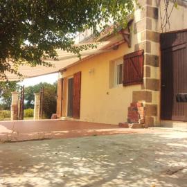 Gîte de la tuilerie des Garandons, hotel v destinácii Saint-Menoux